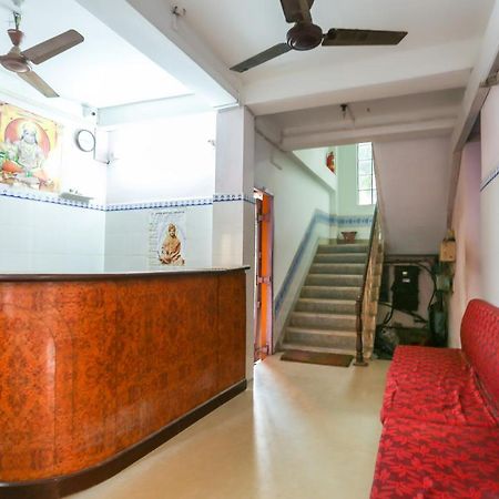 Oyo 73902 Vyttila Residency Hotel Kochi Exterior foto